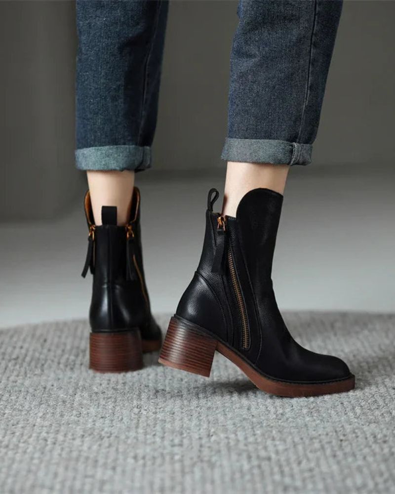 Pernelle – Leather Boots with Square Heel