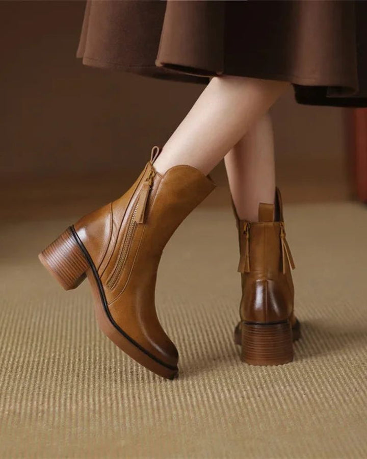 Pernelle – Leather Boots with Square Heel