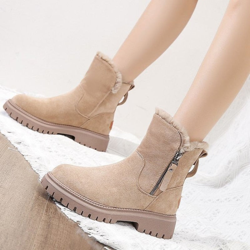 Mathilde – Warm Faux Suede–Look Boots