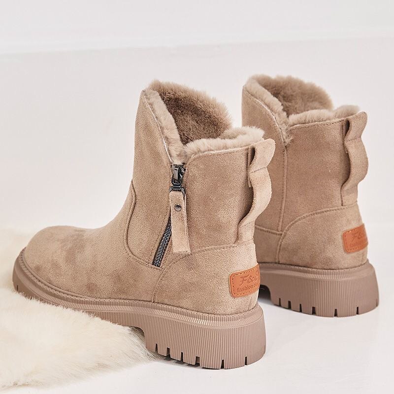 Mathilde – Warm Faux Suede–Look Boots