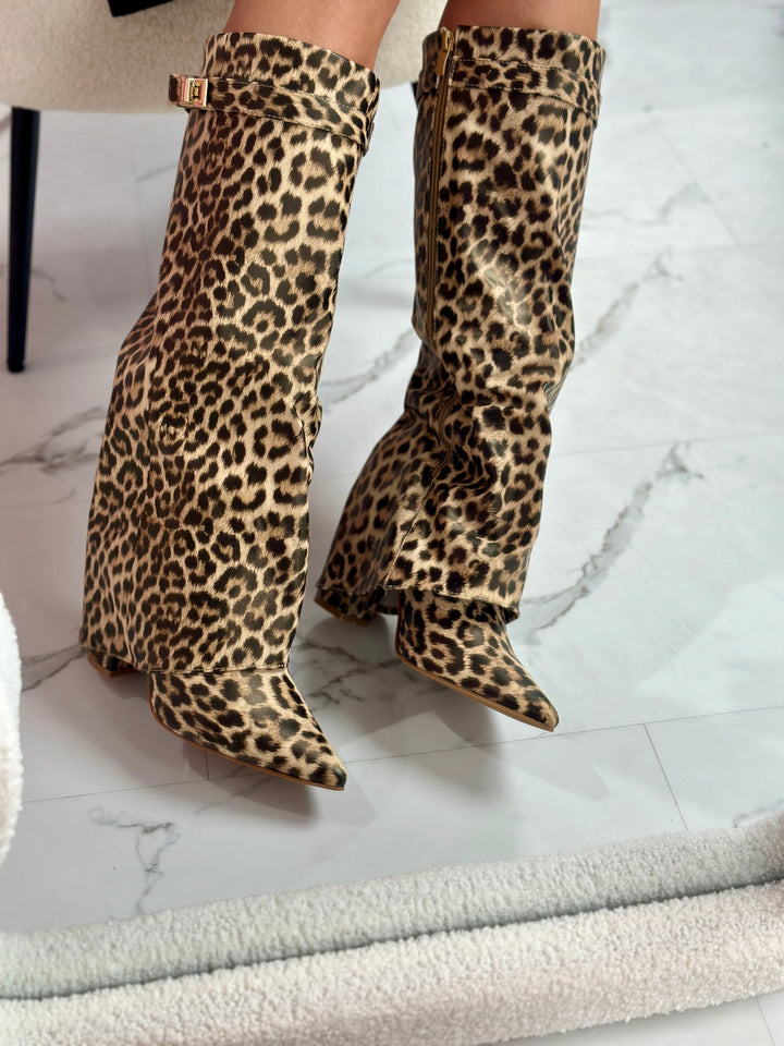Félicie – Leopard Print Pointed-Toe Knee-High Boots