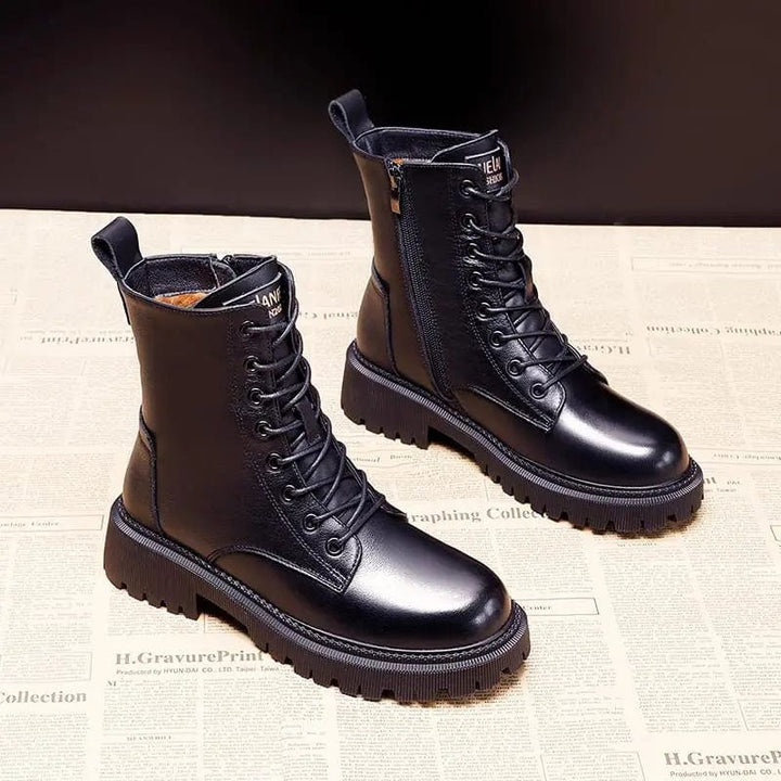 Delphine – Lined Winter Boots with Buckle