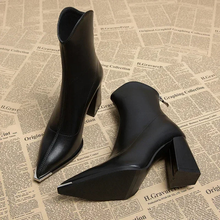 Noémie – Chelsea Ankle Boots with Metallic Toe