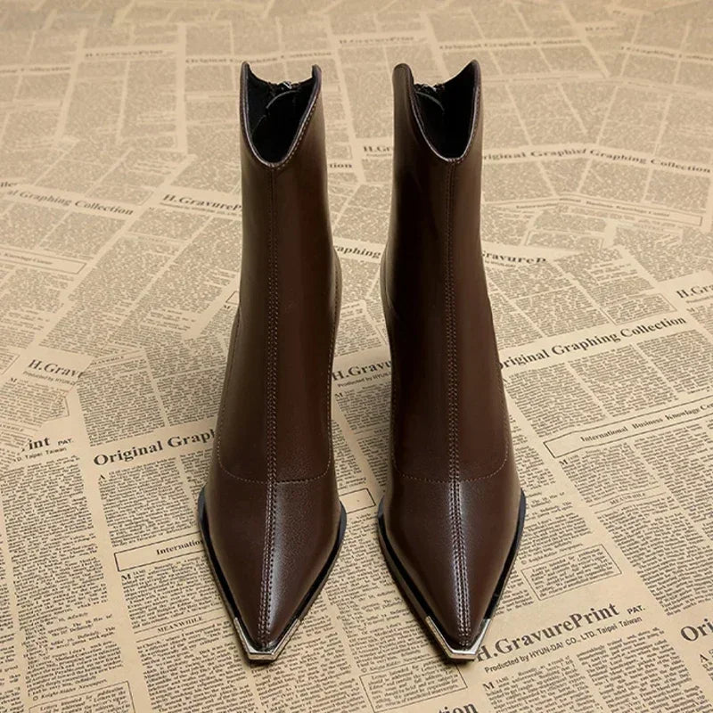 Noémie – Chelsea Ankle Boots with Metallic Toe