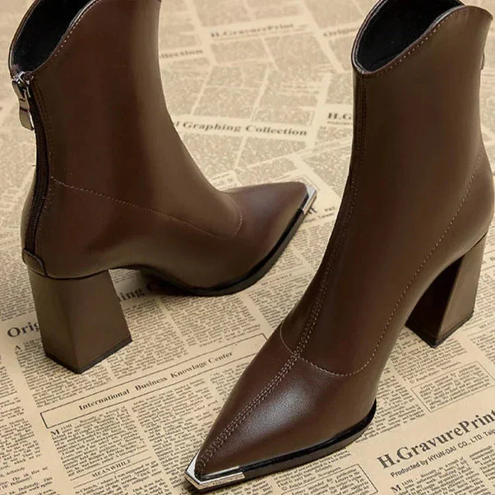 Noémie – Chelsea Ankle Boots with Metallic Toe
