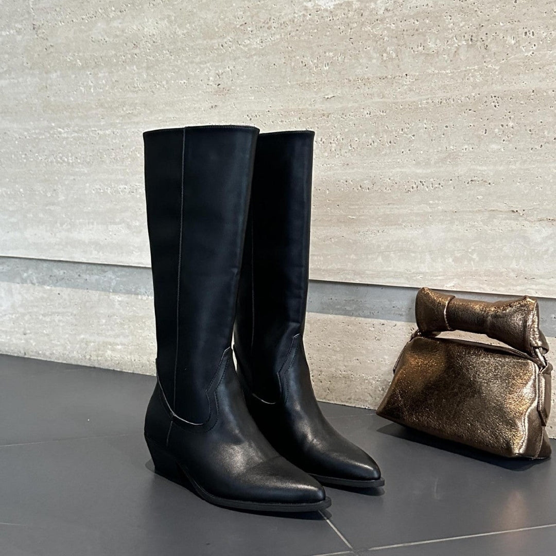 Aurélie – Pointed-Toe Knee-High Boots