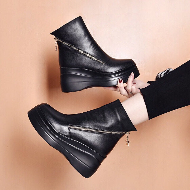 Aurélia – Leather Wedge Ankle Boots with Diagonal Zipper