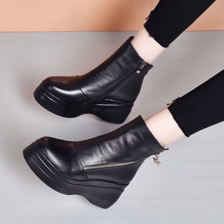 Aurélia – Leather Wedge Ankle Boots with Diagonal Zipper
