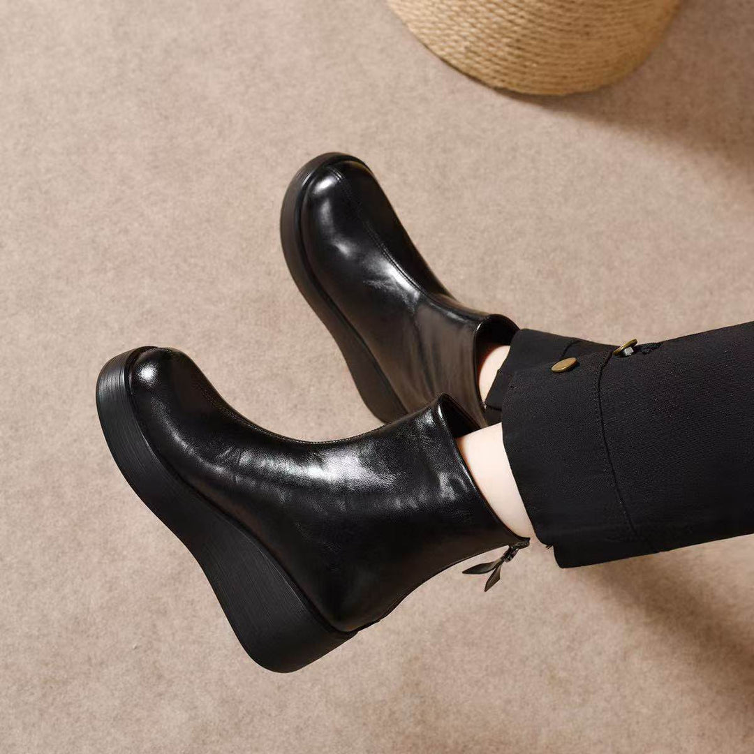 Solange – Fleece-Lined Leather Wedge Ankle Boots