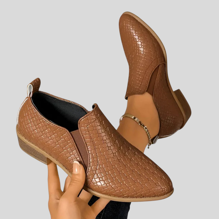 Éliane – Woven Ankle Boots with Block Heel