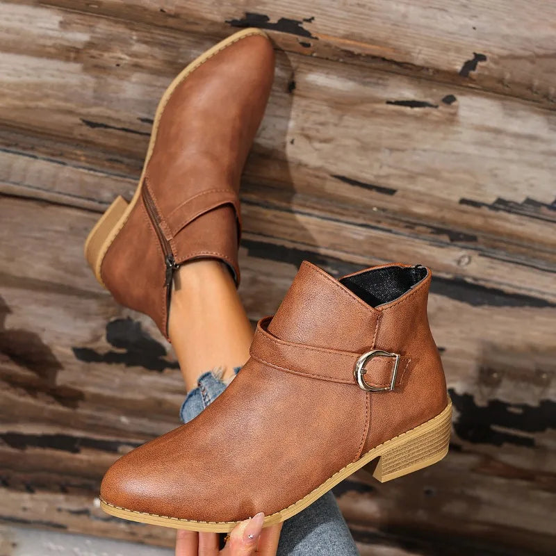 Albane – Pointed Ankle Boots with Buckle and Low Heel