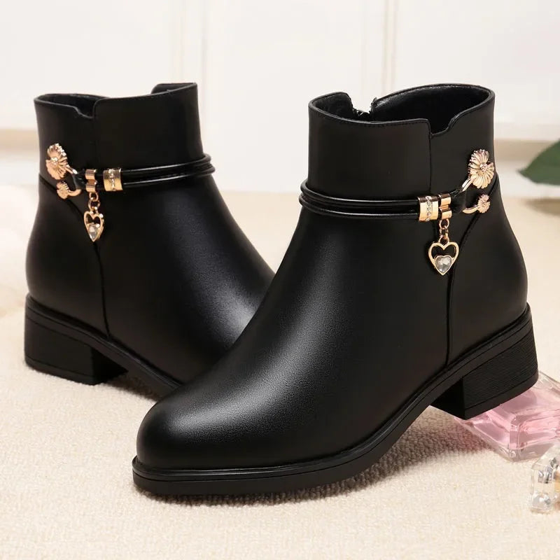 Constance – Lined Ankle Boots with Low Heel