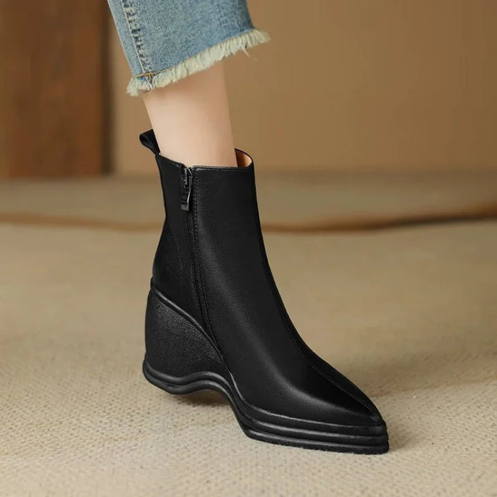 Ophélie – Comfortable Pointed Ankle Boots with Wedge Heel