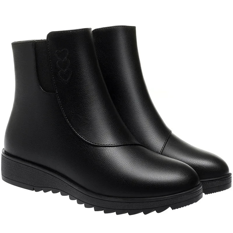 Elisa – Fleece-Lined Ankle Boots with Side Zipper