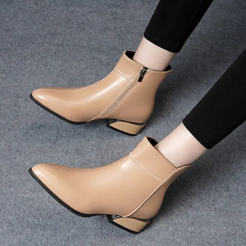 Bérénice – Lined Pointed-Toe Ankle Boots