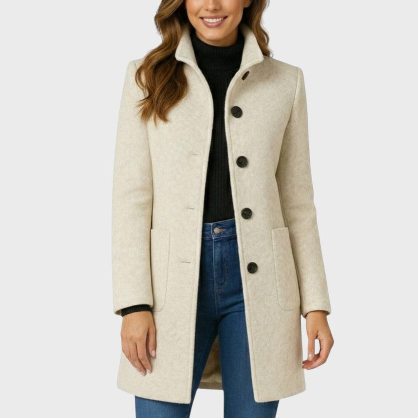 Clara elegant button coat in beige