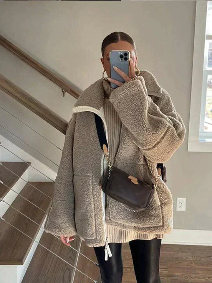 CORA | Oversized teddy jacket with high collar