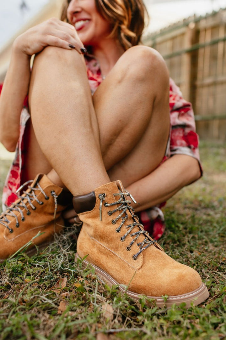 Faustine – Camel Suede Lace-Up Ankle Boots