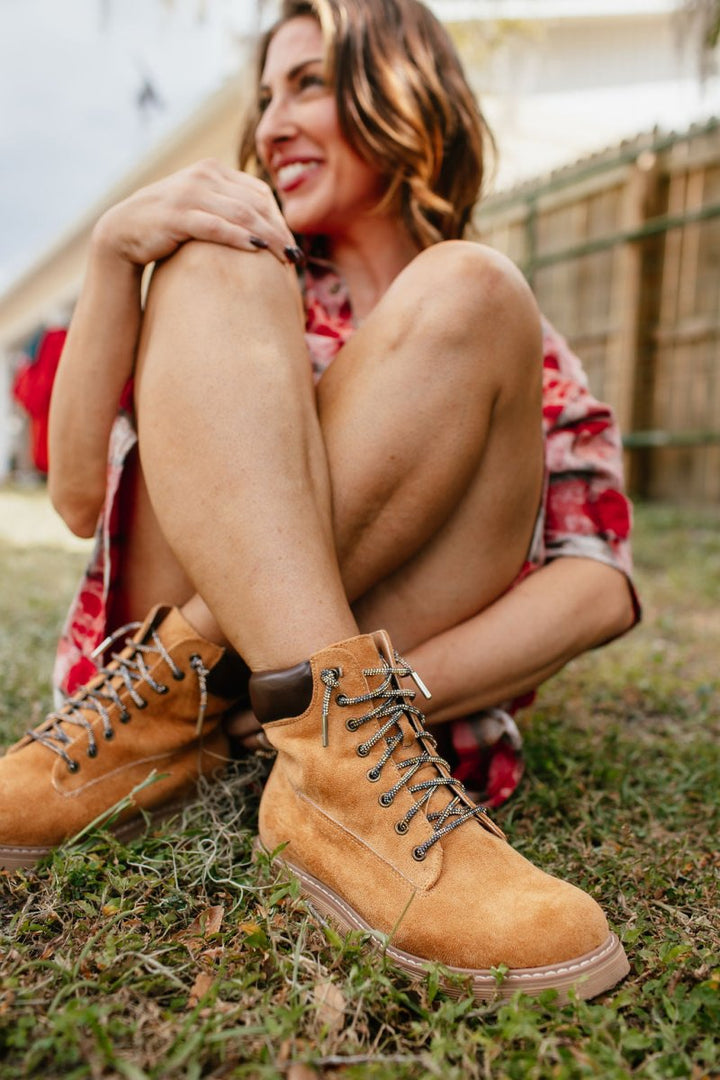 Faustine – Camel Suede Lace-Up Ankle Boots