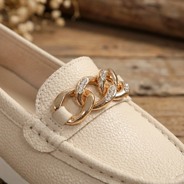 Evelyn - Diamond Buckle Loafers