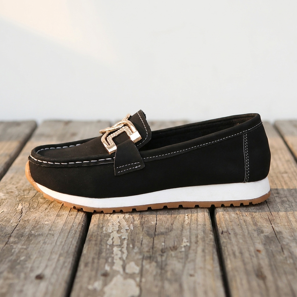 Margot - Chic Diamond Buckle Loafers