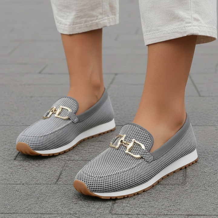 Victoria Loafer — Elegance and Comfort