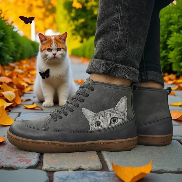 Mirabelle – Orthopedic Ankle Boots with Cat Motif