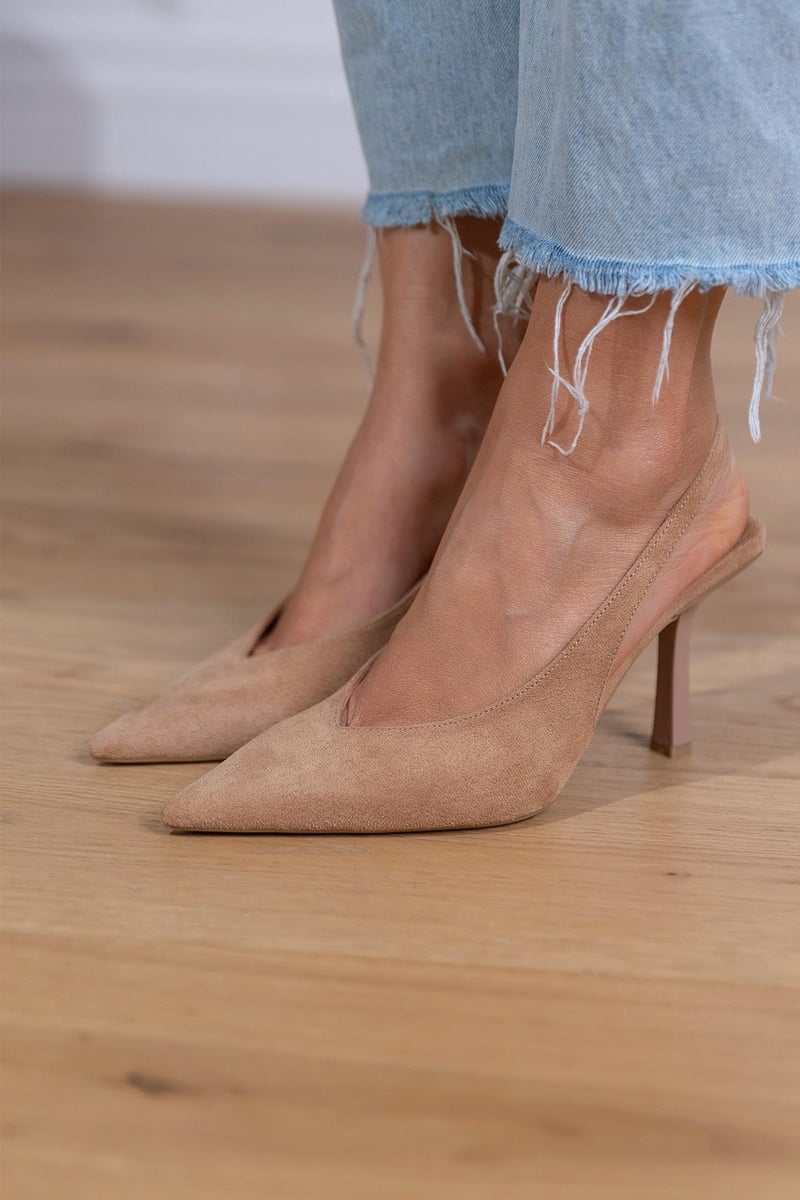 Costanza | Elegant Pointed-Toe Pumps